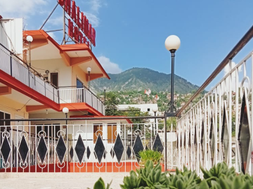 Shalimar Hotel (Muzaffarabad)