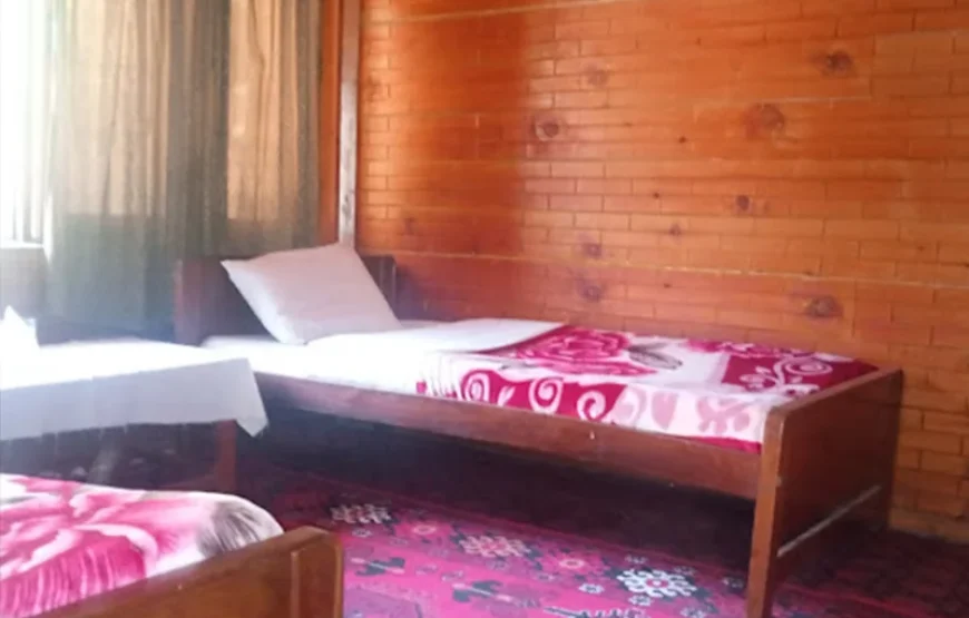 Foreigner Tourist Inn, Kalash