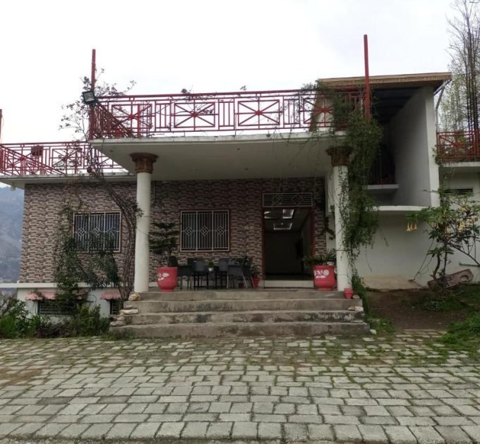 Eagle Nest Cottage (Muzaffarabad)