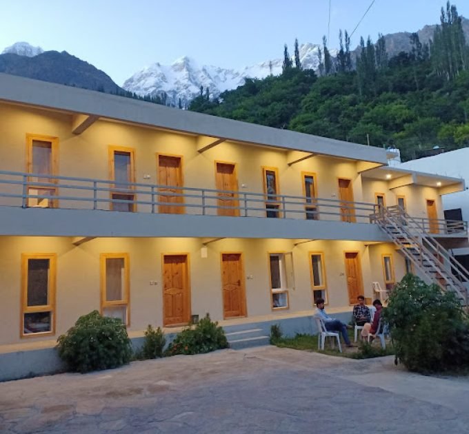 Darwesh Hotel (Karimabad)