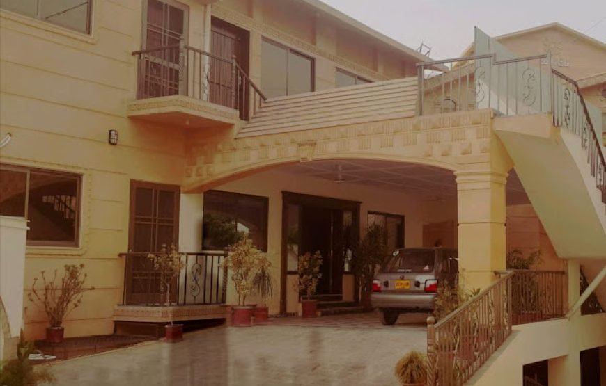 Luxury Palace Guest House, Peshawar