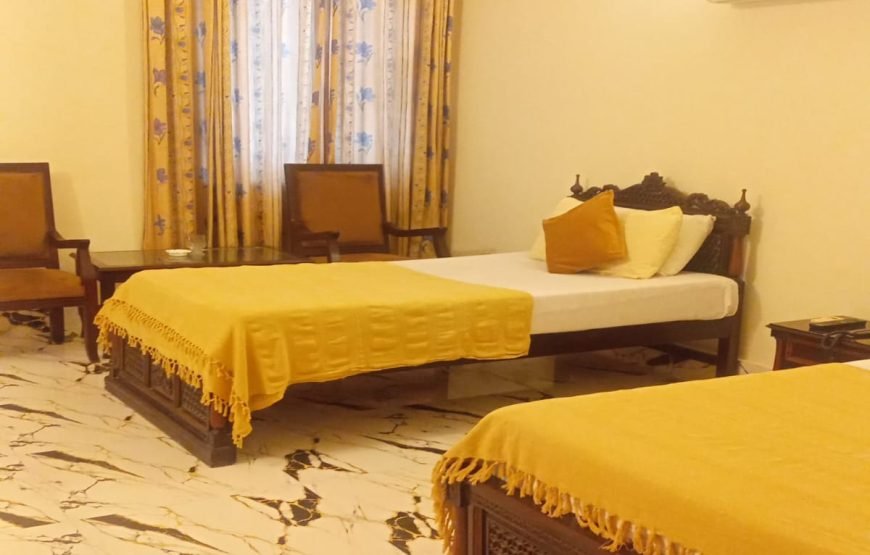 Luxury Palace Guest House, Peshawar