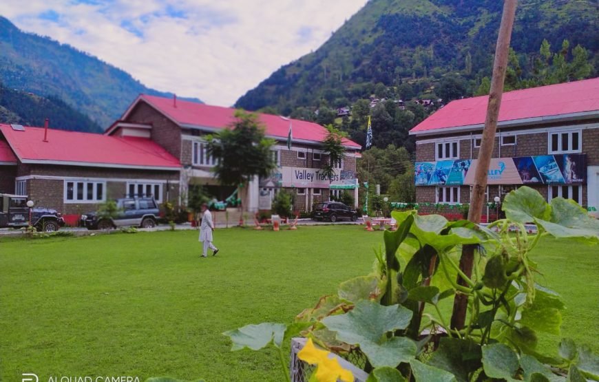 Valley Tracker Hotel,Keran