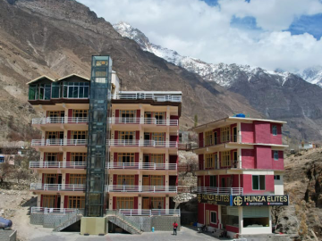 Hunza Elites, Hunza