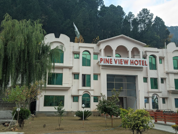 Hotel Pine View & Dera Inn Restaurant, Balakot