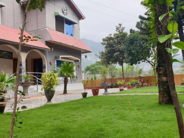 Hotel Kashmir Lodge, Muzaffarabad